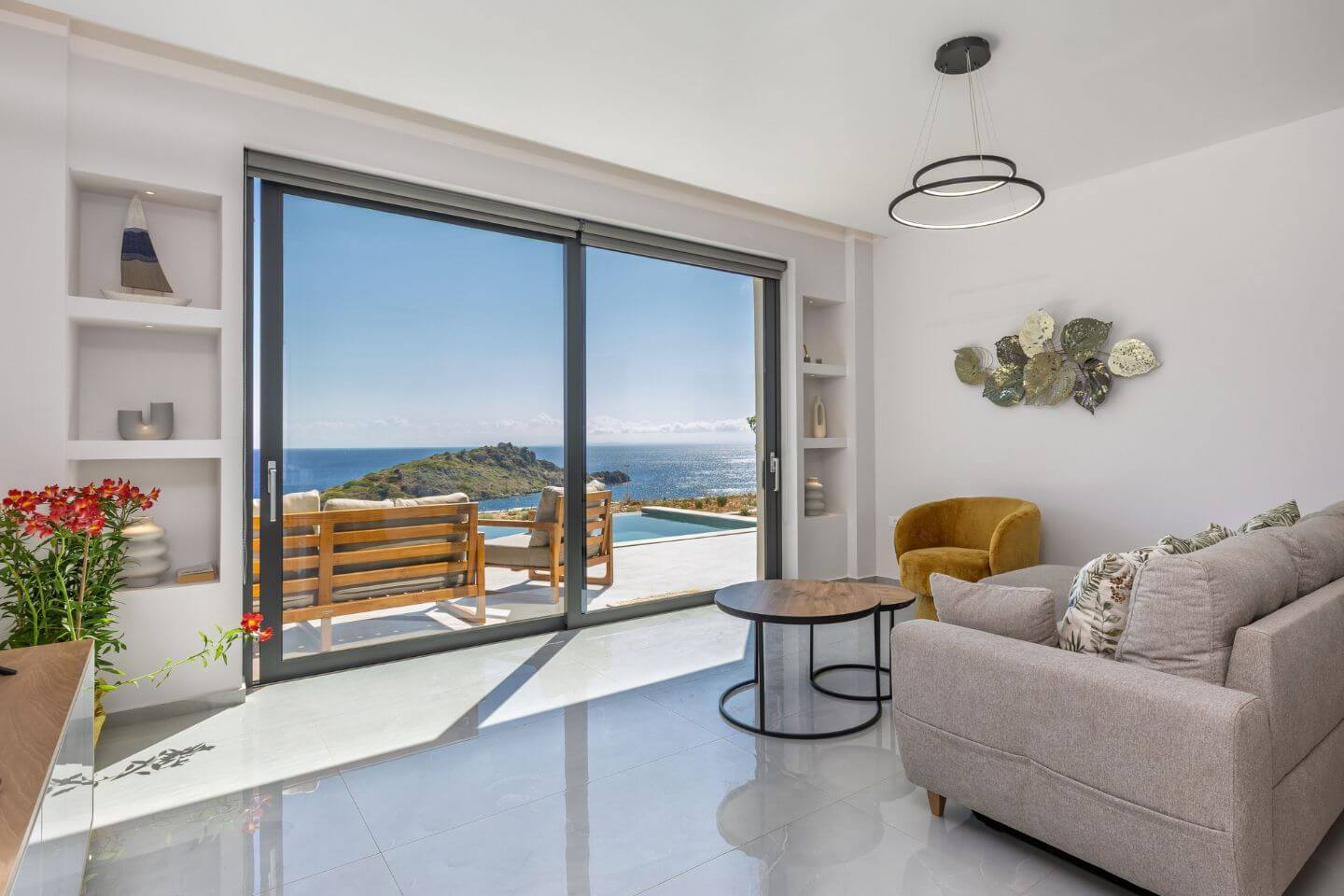 Comfortable and stylish accommodation at Armoi Villas in Zakynthos