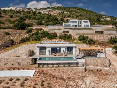 Relaxing stay at Armoi Villas surrounded by natural beauty