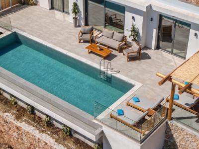 Relaxing stay at Armoi Villas surrounded by natural beauty
