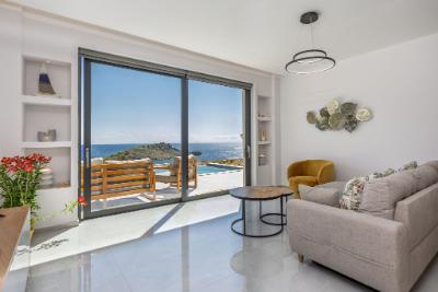 Relaxing stay at Armoi Villas surrounded by natural beauty