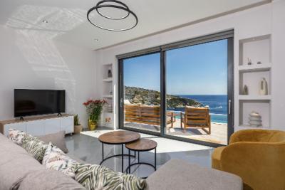 Relaxing stay at Armoi Villas surrounded by natural beauty
