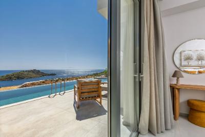 Relaxing stay at Armoi Villas surrounded by natural beauty