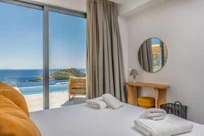 Relaxing stay at Armoi Villas surrounded by natural beauty